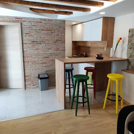 Dan Apartment *